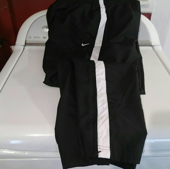 black pants white stripe men